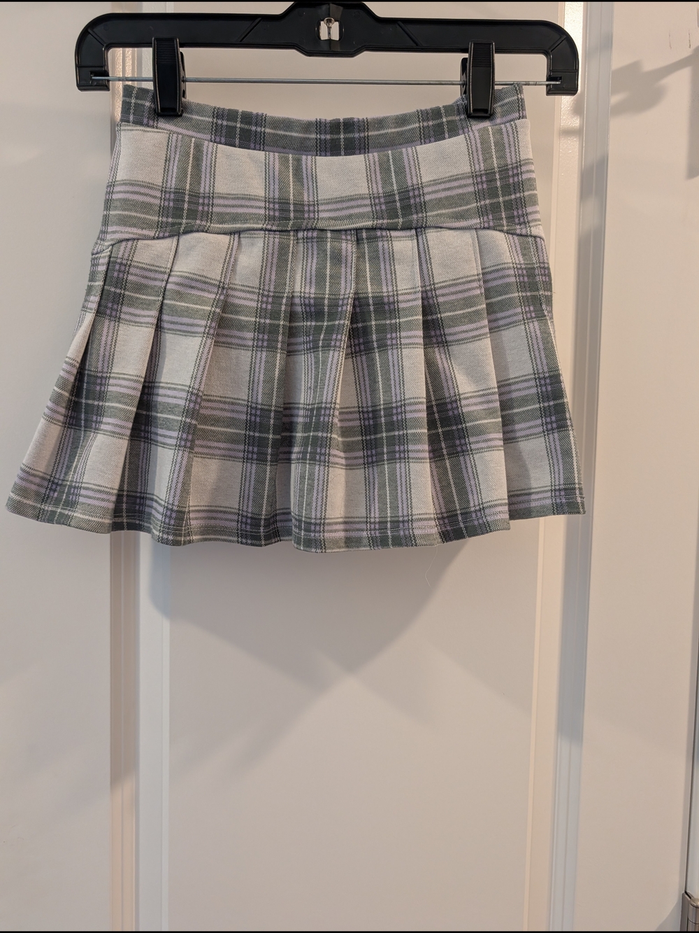 SO Green and White Plaid Pleated Skort